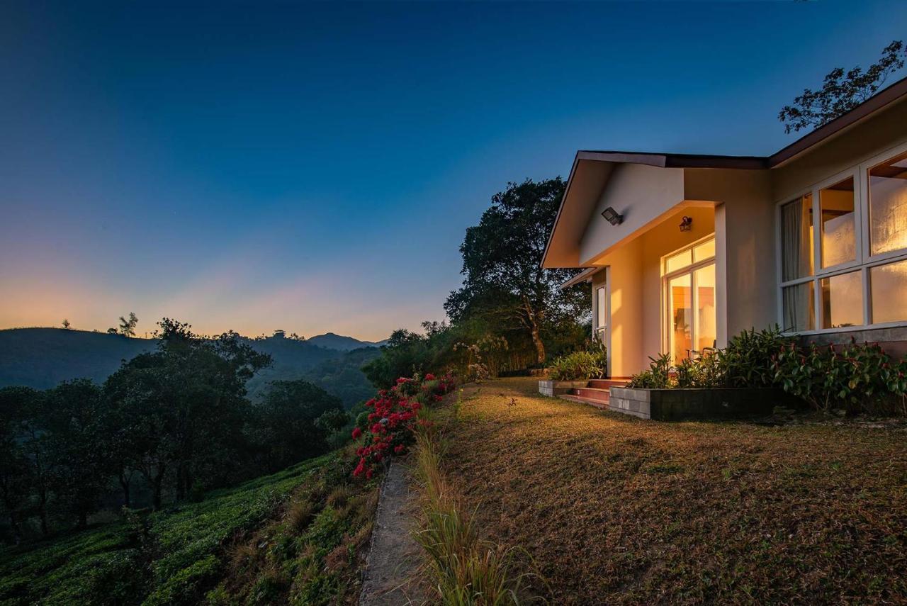 Vaga Roville- Tea Plantation Valley View By Stayvista Vagamon Exterior photo